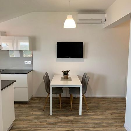 Apartments Zakinja 포르토로즈 외부 사진