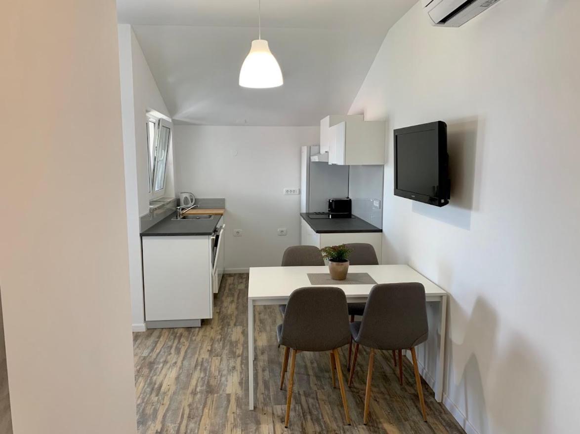 Apartments Zakinja 포르토로즈 외부 사진